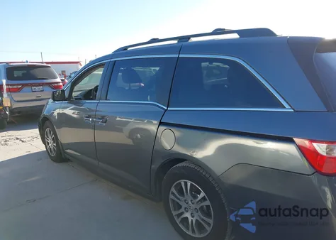 2013 Honda Odyssey Ex z USA, uszkodzony, nr VIN 5FNRL5H45DB014602